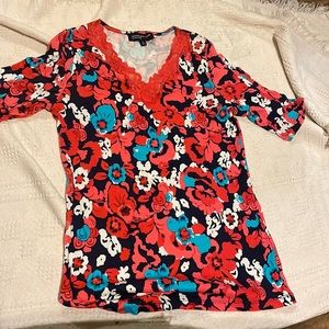 Jones New York signature floral shirt